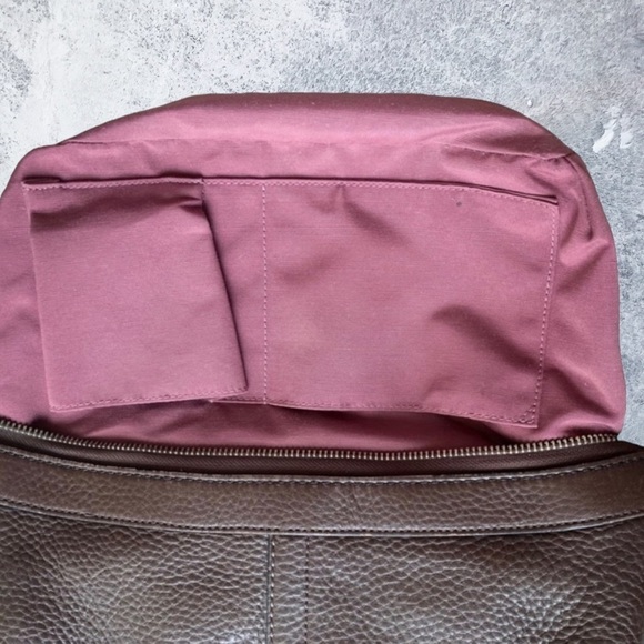 Coach Crossbody Bag Chocolate Brown Leather Adjustable Strap Pink Inside EUC - Picture 4 of 11